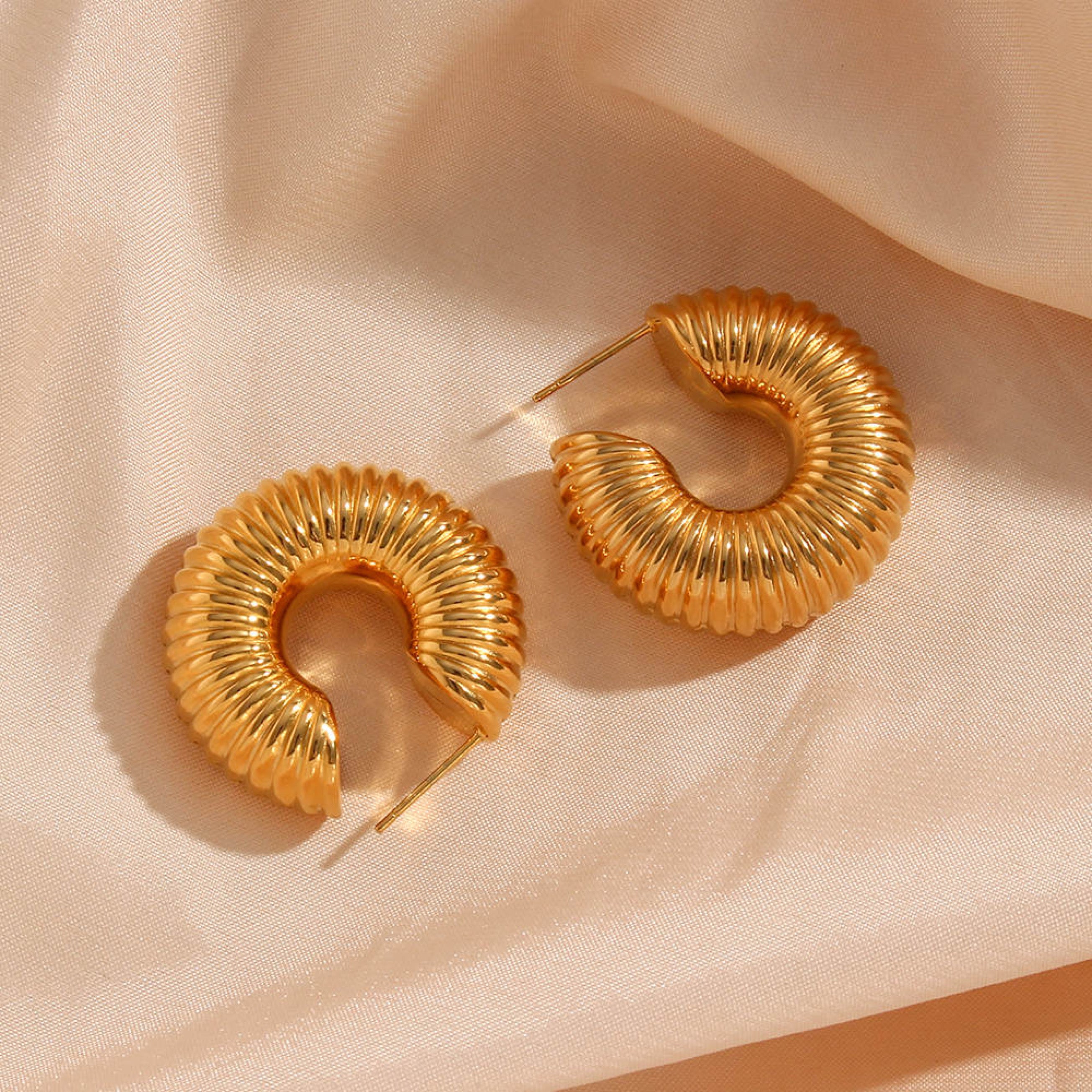 CELINE logo Earring accessories Earrings Metal Gold