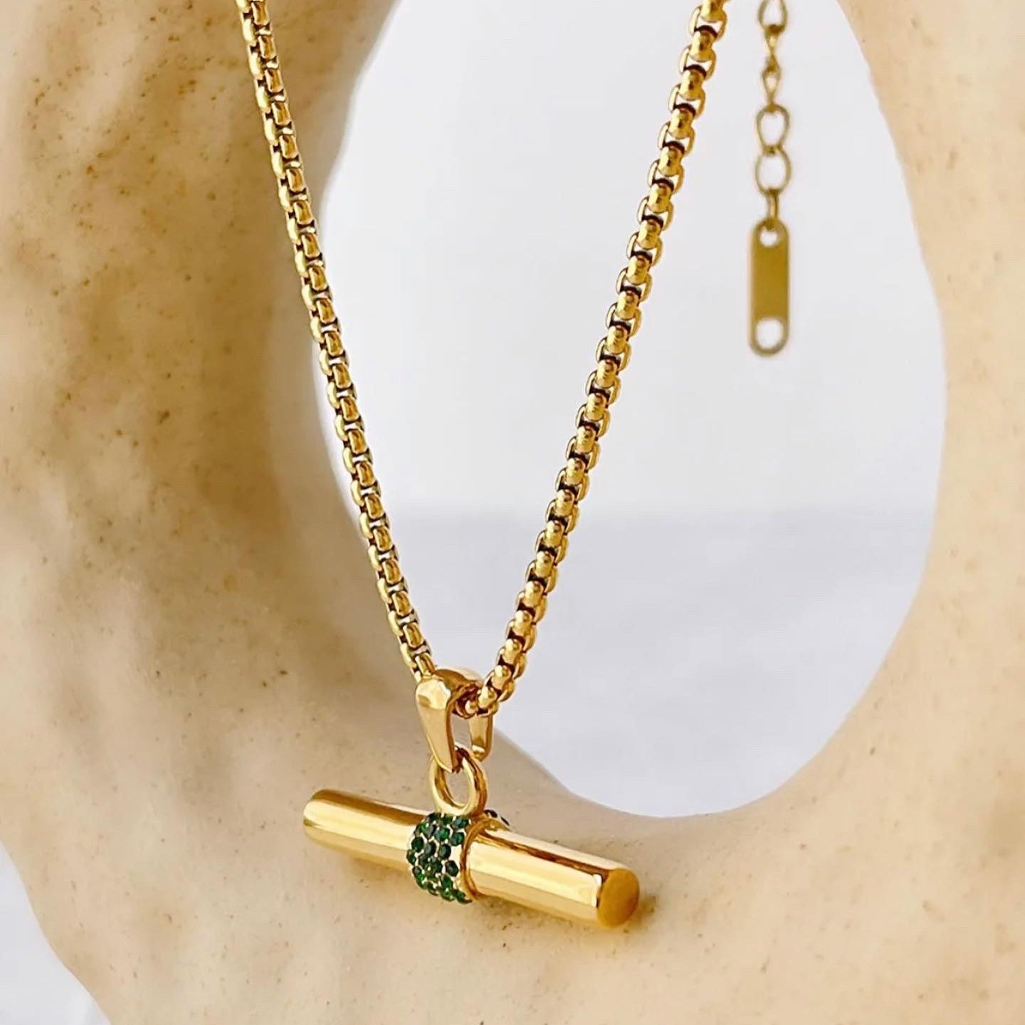 HERAN T Bar Necklaces