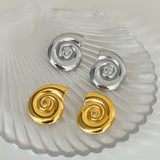 AMELIA Conch Snail Stud